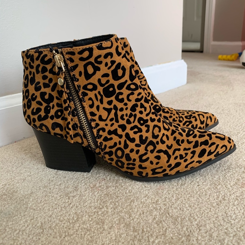 Qupid Cheetah print booties